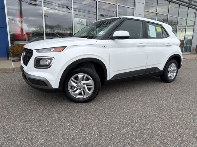 2026 Hyundai Venue SE