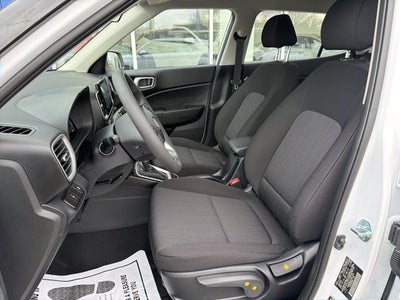 2026 Hyundai Venue SE