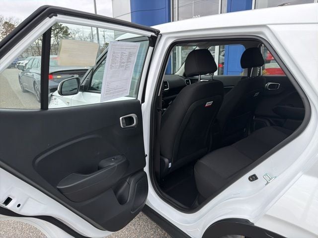 2026 Hyundai Venue SE