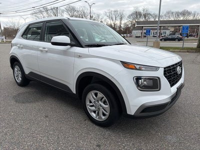 2026 Hyundai Venue SE