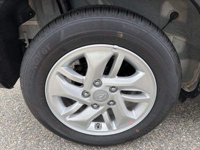 2026 Hyundai Venue SE