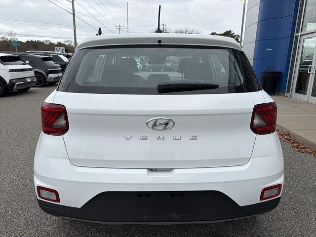 2026 Hyundai Venue SE
