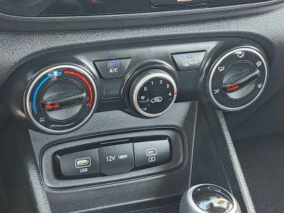 2023 Hyundai Venue SE