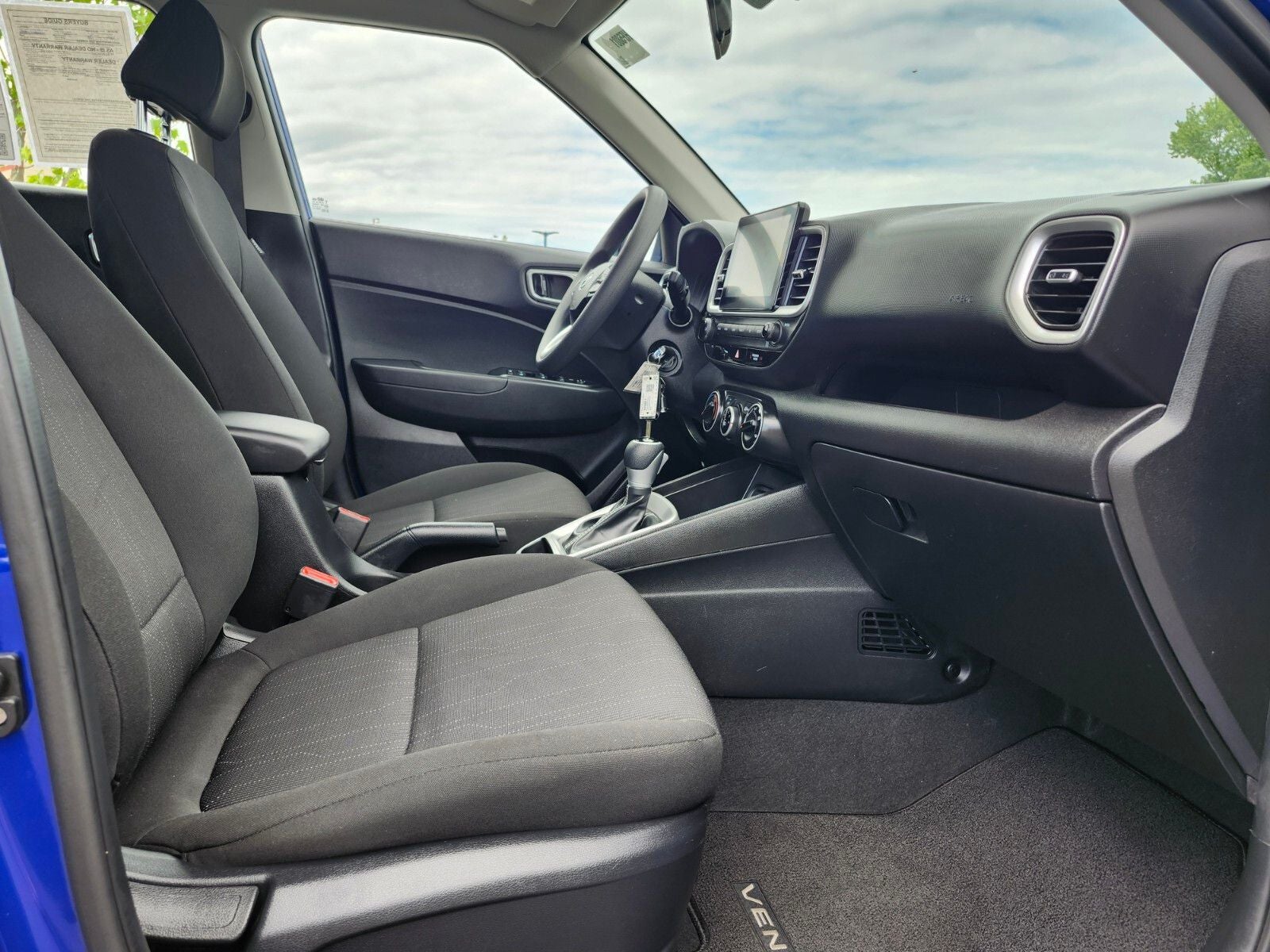 2026 Hyundai Venue SE
