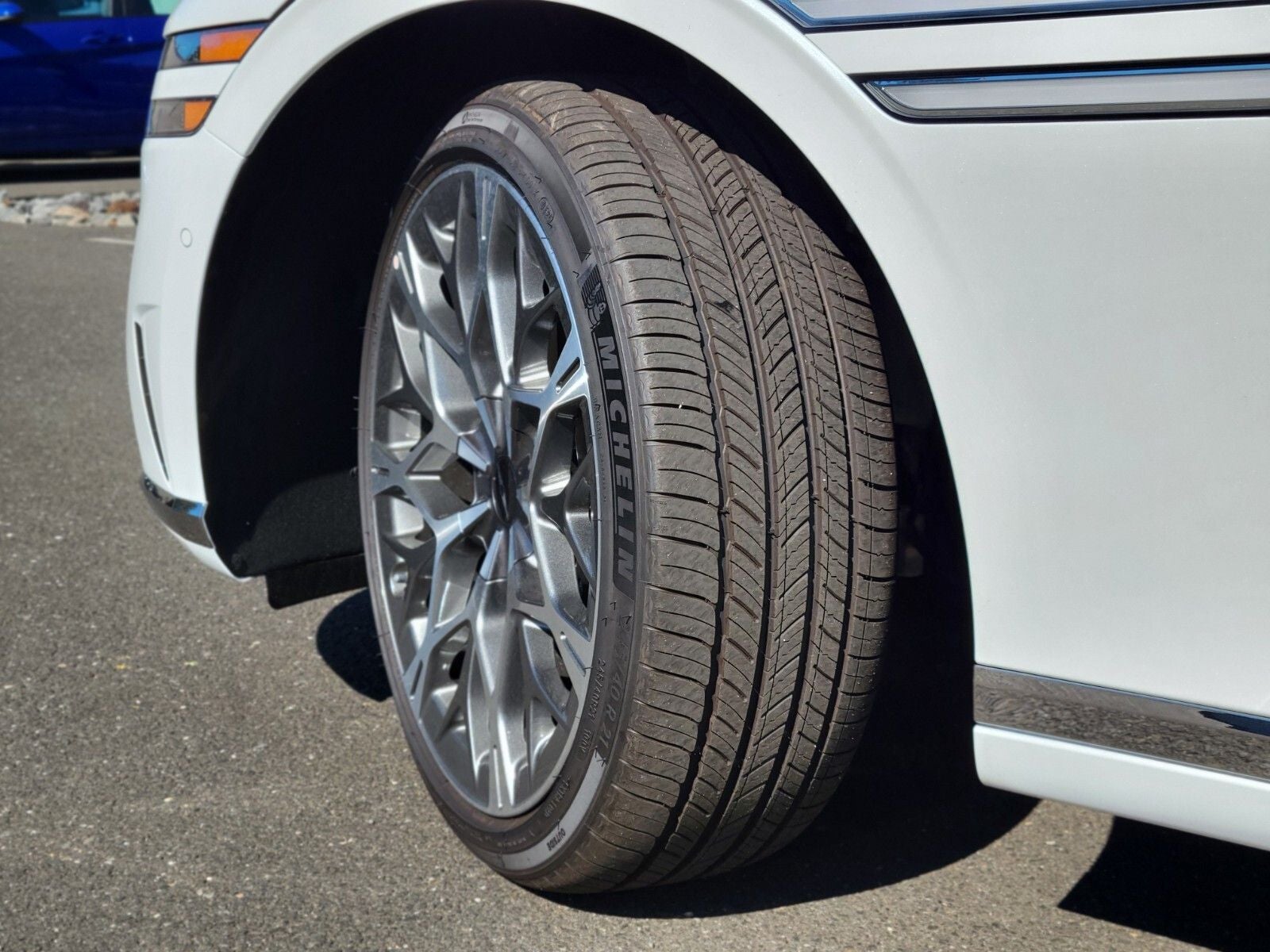 2026 Genesis G90 3.5T E-SC MHEV