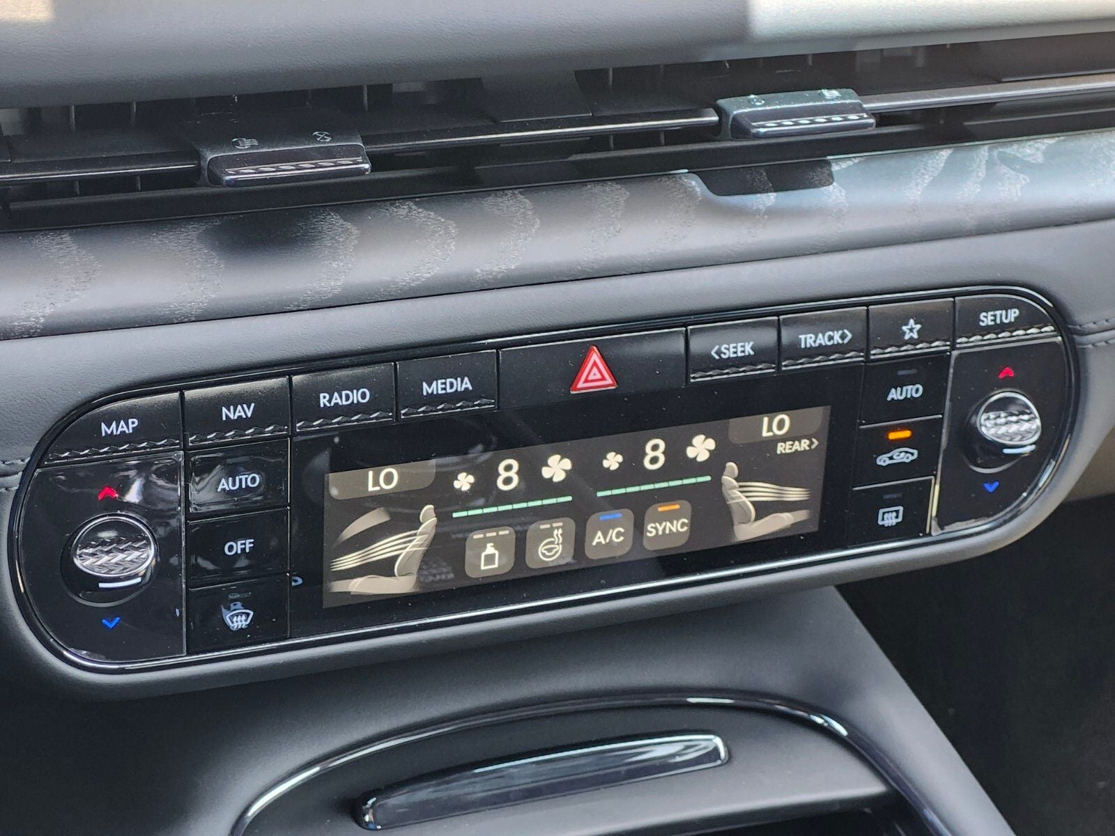 2026 GENESIS G90 Prestige Black - Photo 25