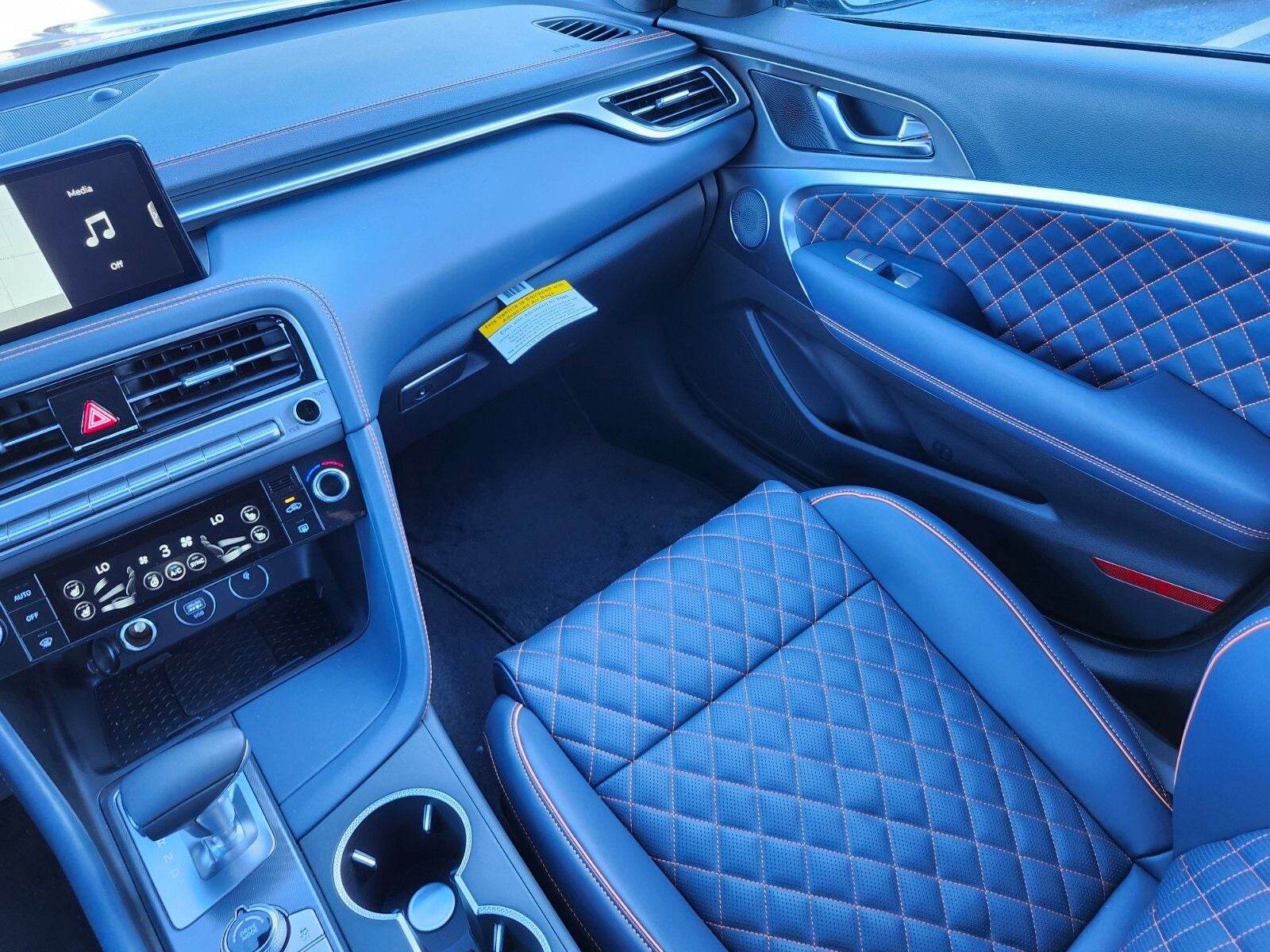 2026 Genesis G70 3.3T PRESTIGE GRAPHITE