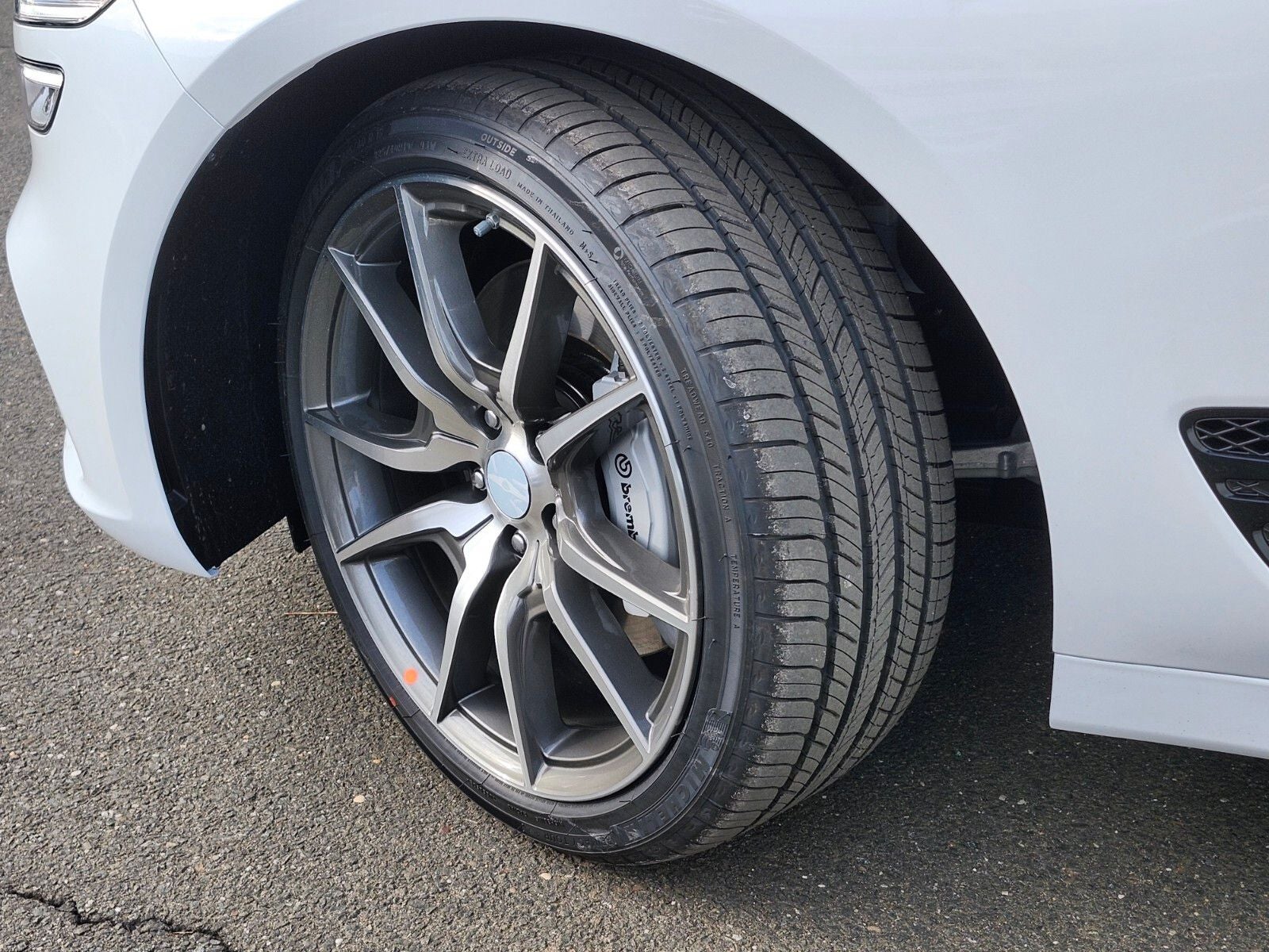 2026 Genesis G70 2.5T PRESTIGE