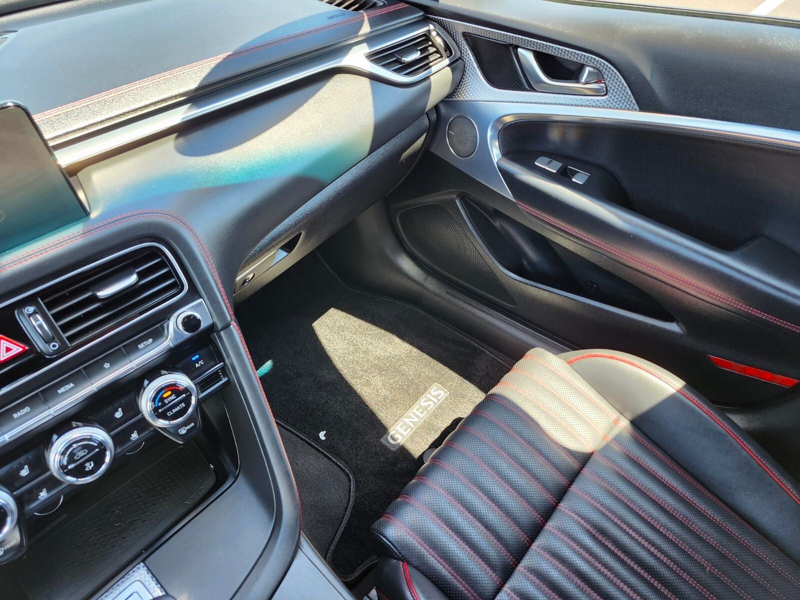 2023 Genesis G70 2.0T SPORTS PRESTIGE