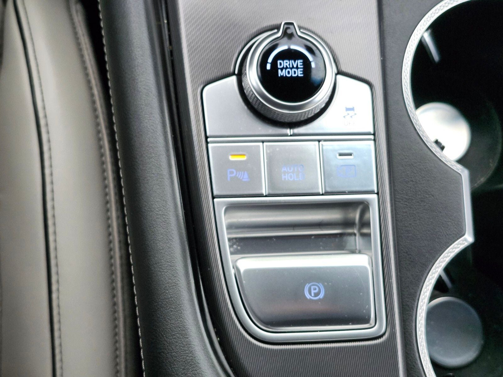 2025 Genesis G70 3.3T Sport Advanced