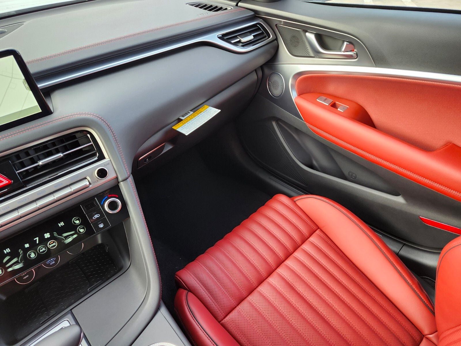 2026 Genesis G70 3.3T SPORT PRESTIGE