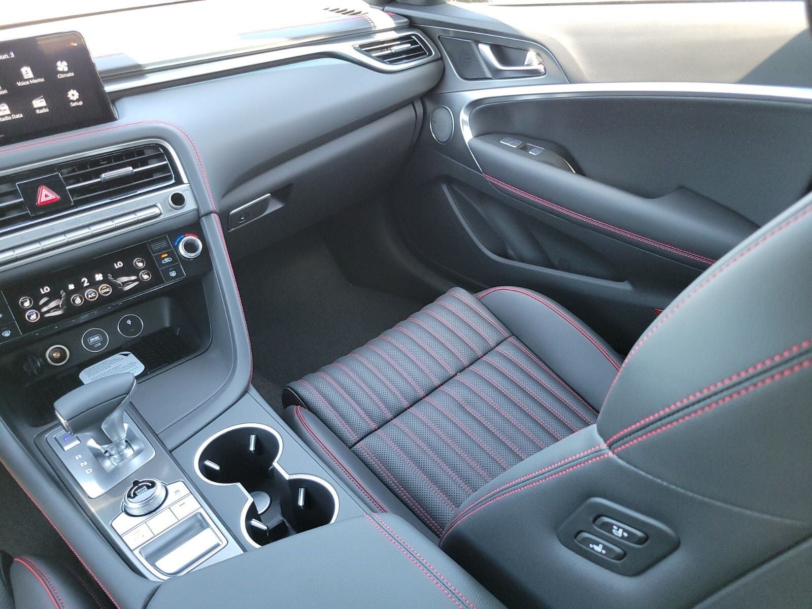 2026 Genesis G70 3.3T SPORT PRESTIGE