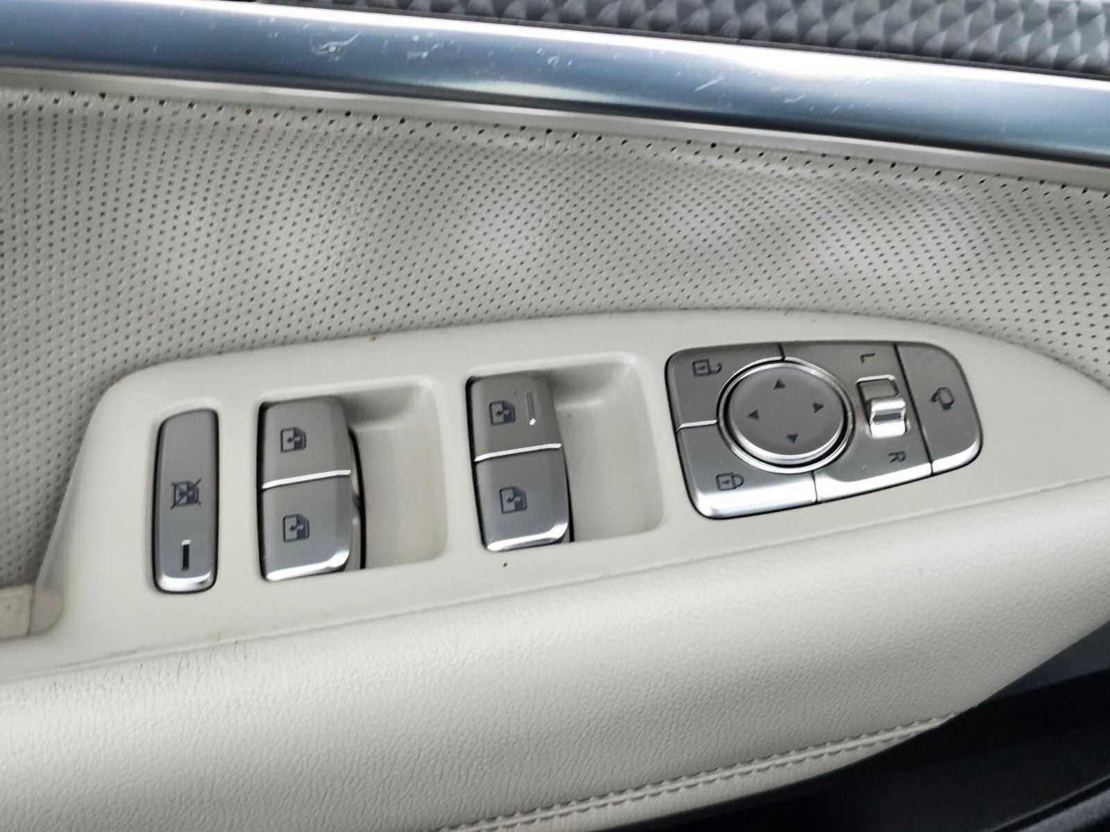 2022 Genesis G70 3.3T