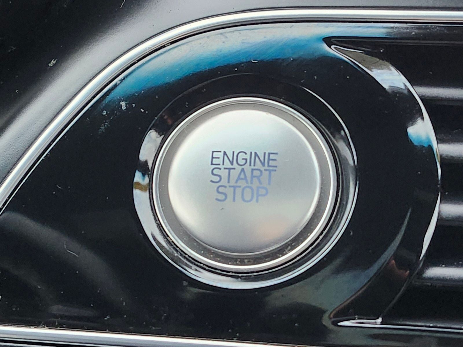 2022 Genesis G70 3.3T