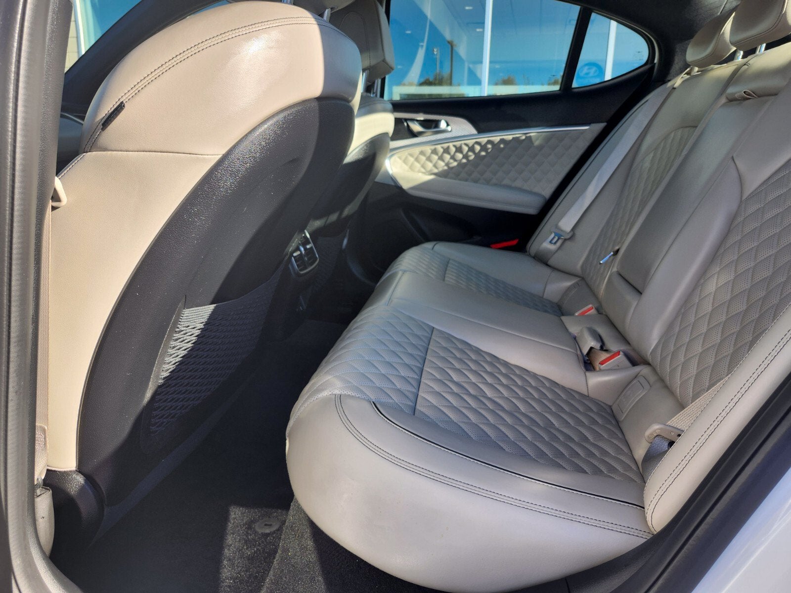 2023 Genesis G70 3.3T SPORT PRESTIGE