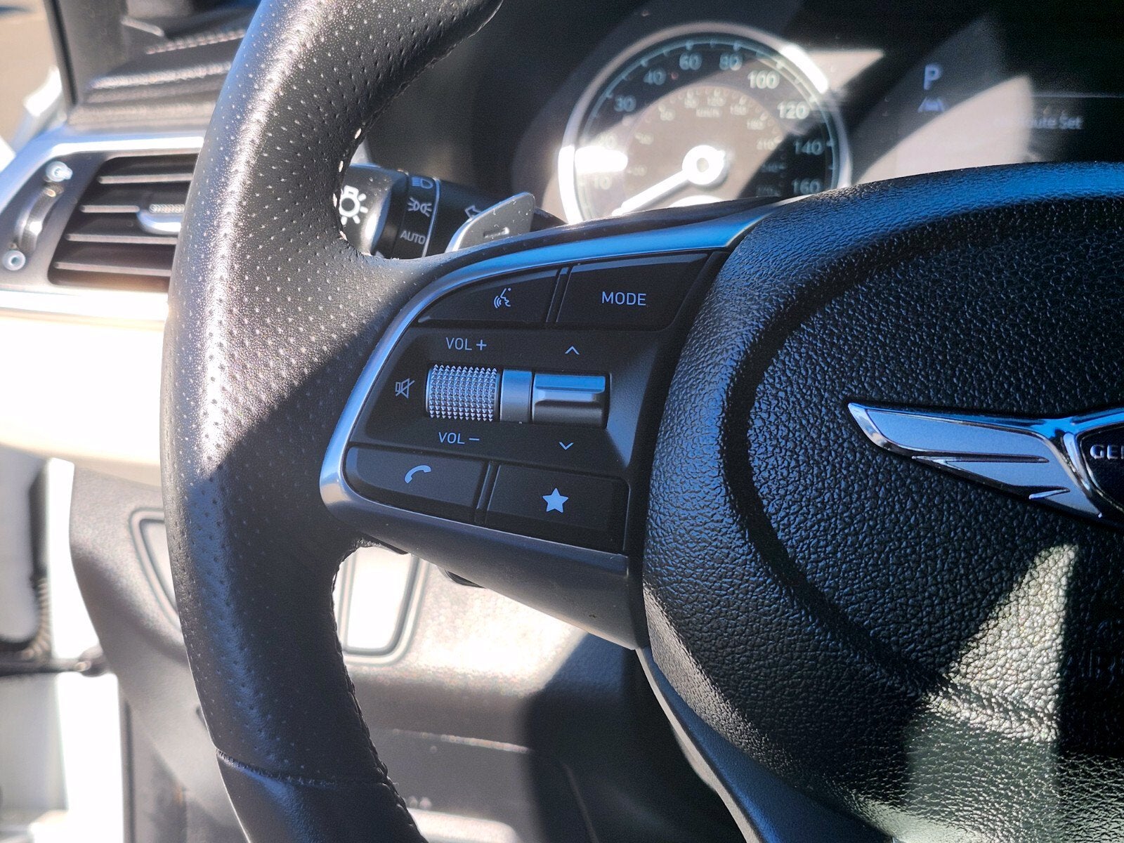 2023 Genesis G70 3.3T SPORT PRESTIGE