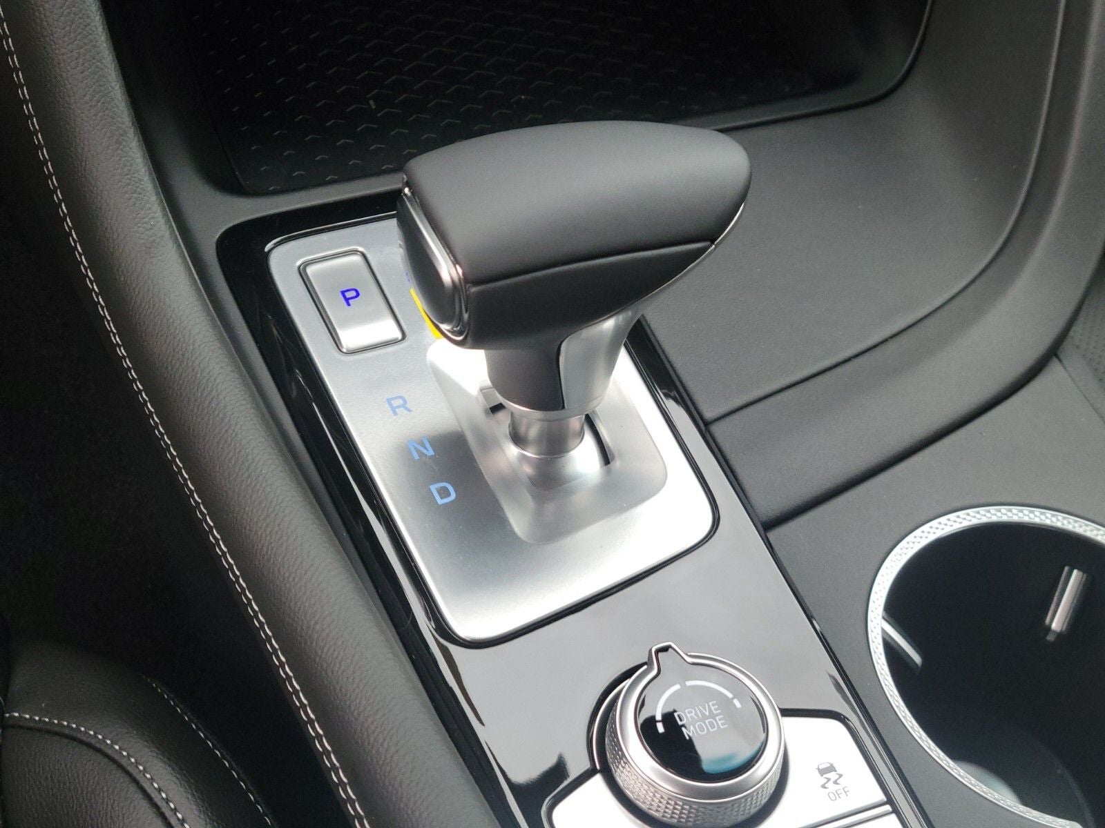 2026 Genesis G70 2.5T