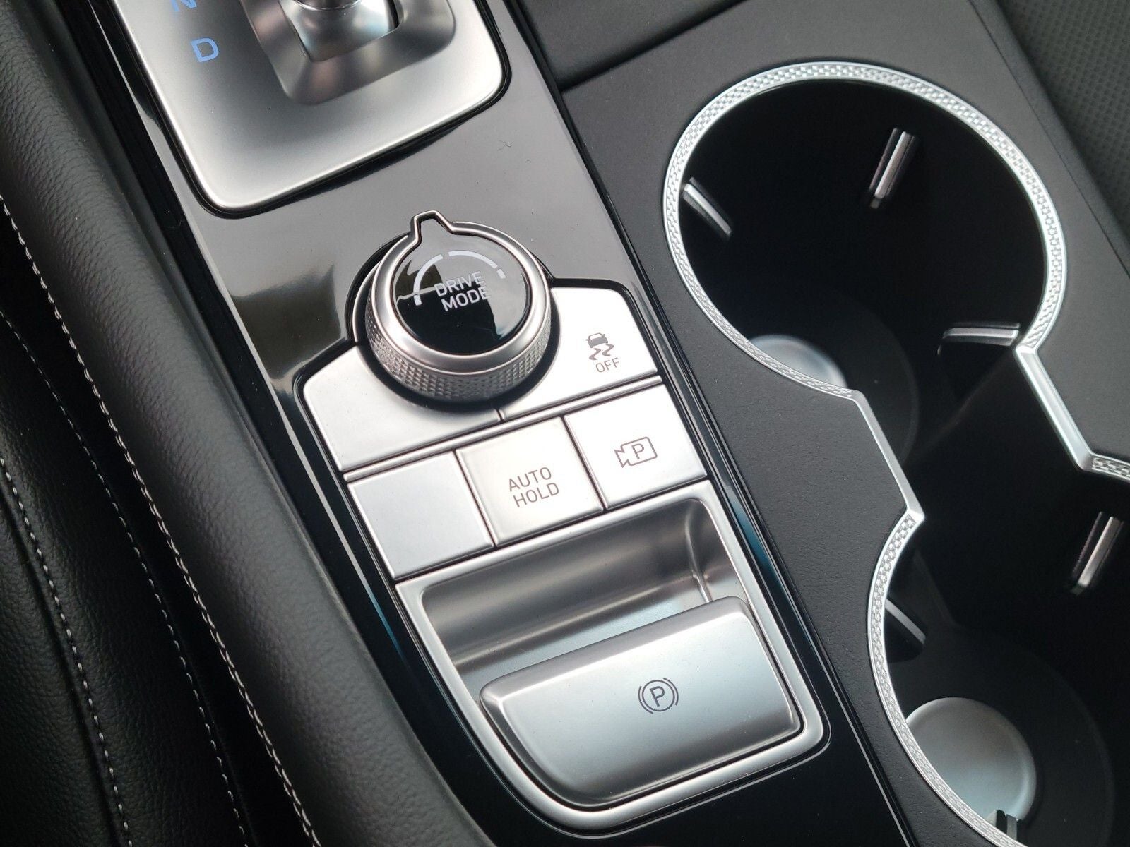 2026 Genesis G70 2.5T