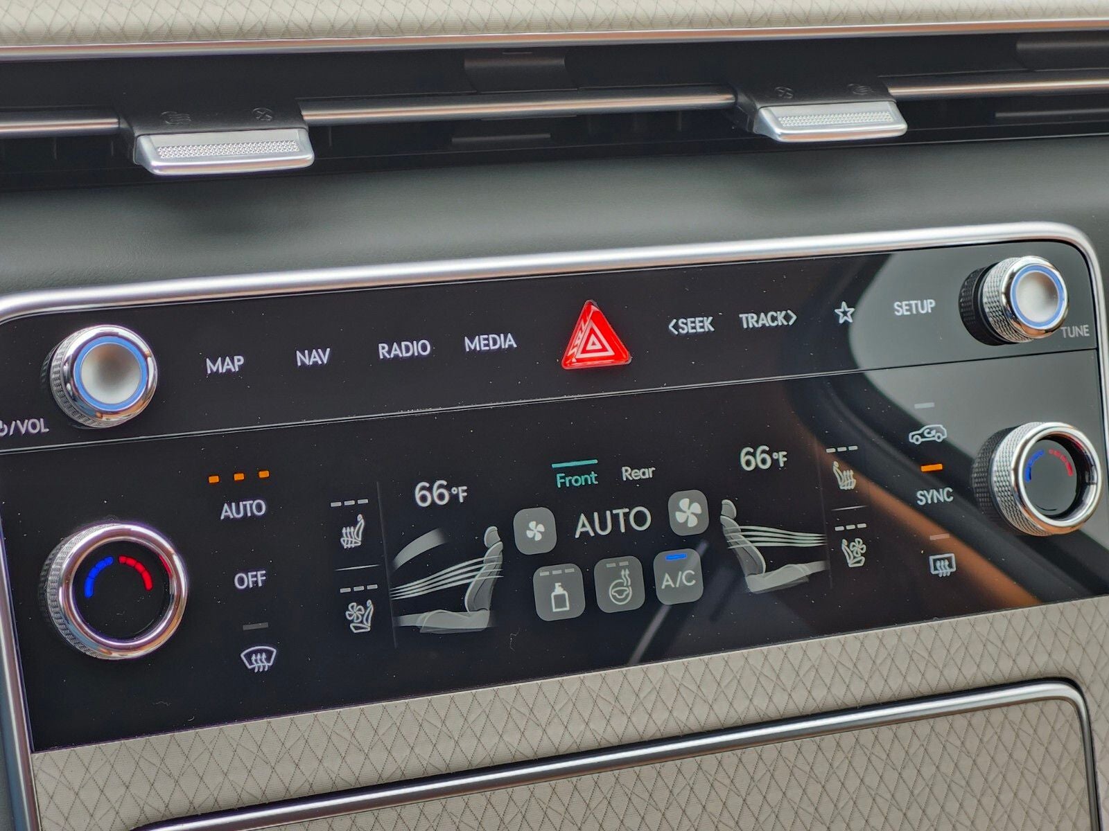 2026 Genesis GV80 2.5T Advanced