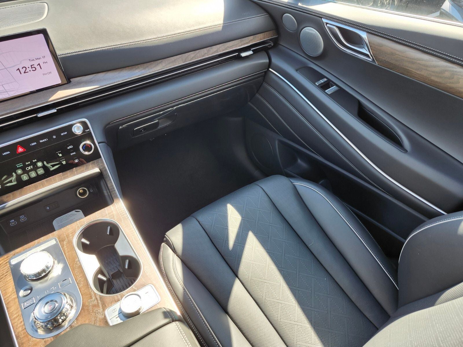 2026 Genesis GV80 2.5T PRESTIGE