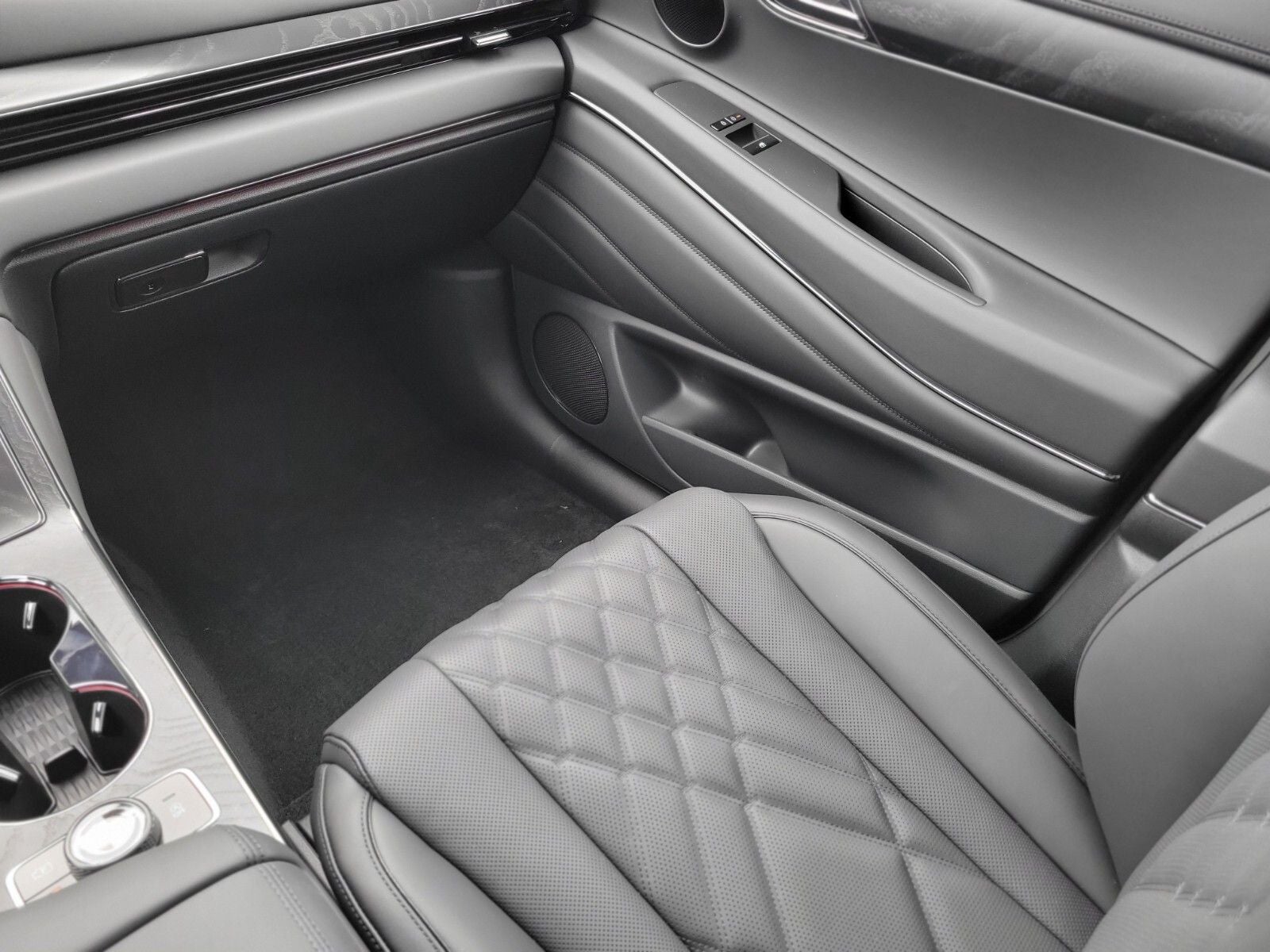 2026 Genesis GV80 2.5T PRESTIGE BLACK