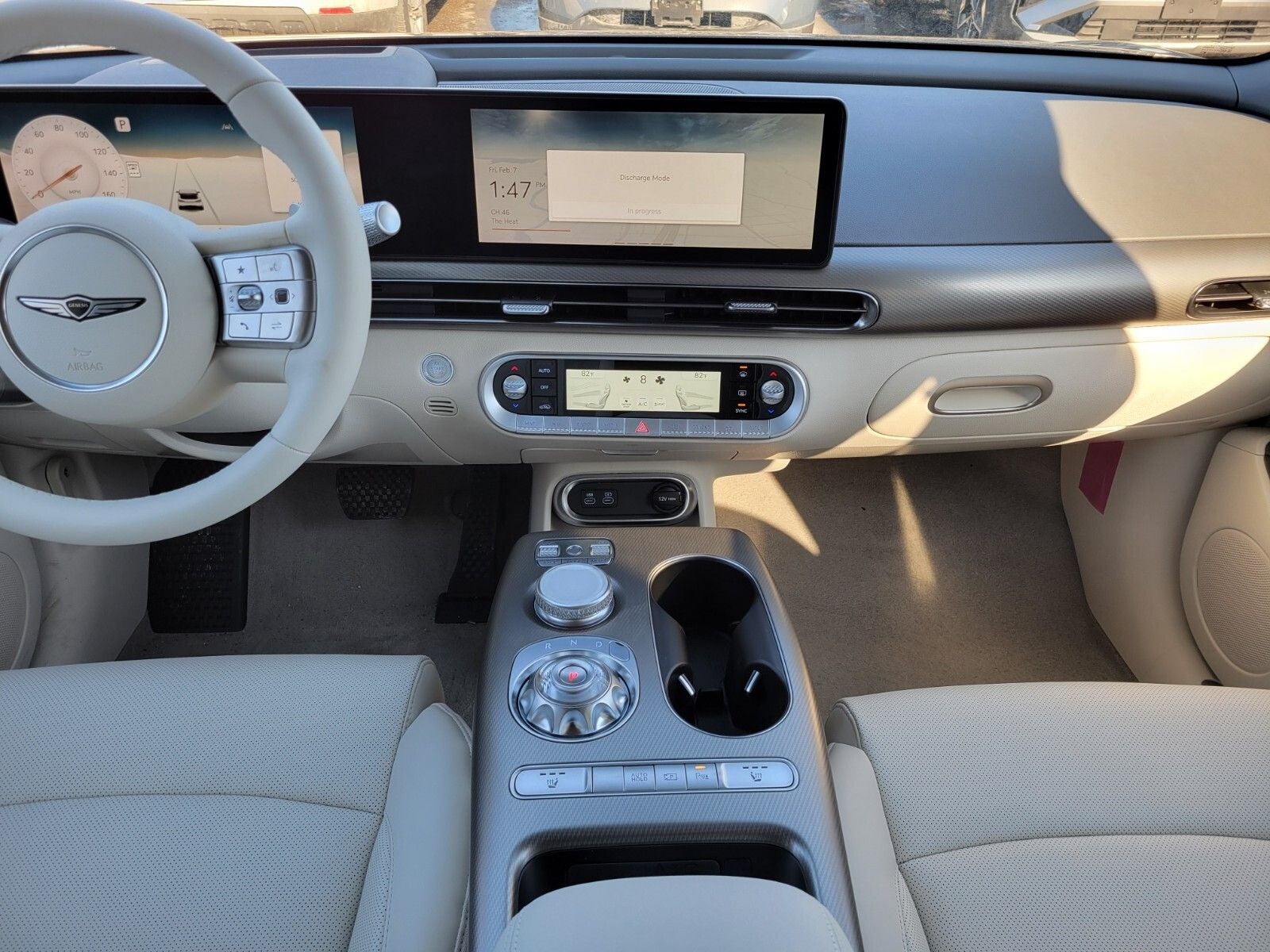 2025 Genesis GV60 Standard