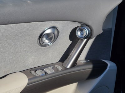 2025 Genesis GV60 Standard