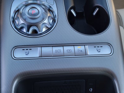 2025 Genesis GV60 Standard