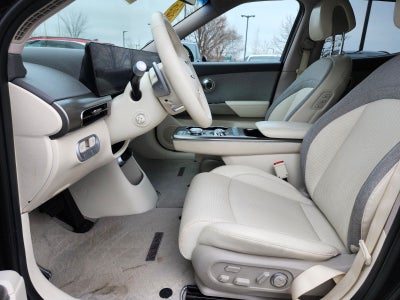 2025 Genesis GV60 Standard