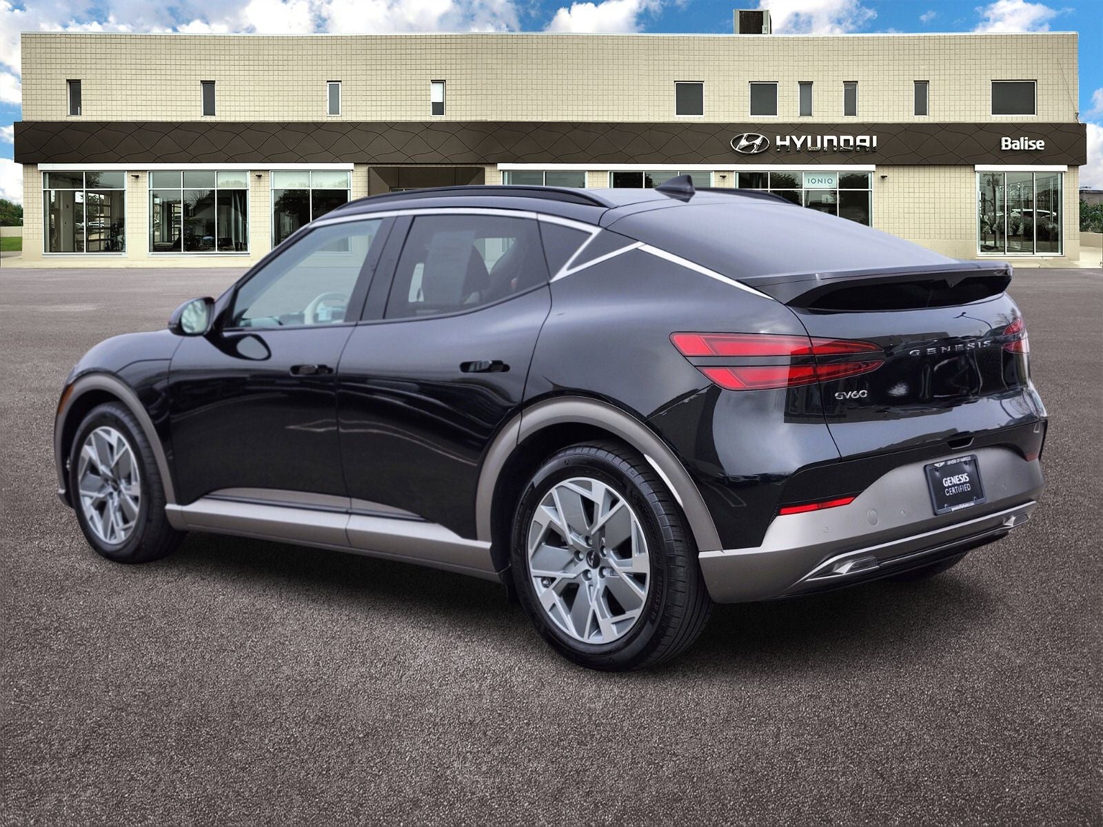 2025 Genesis GV60 Standard