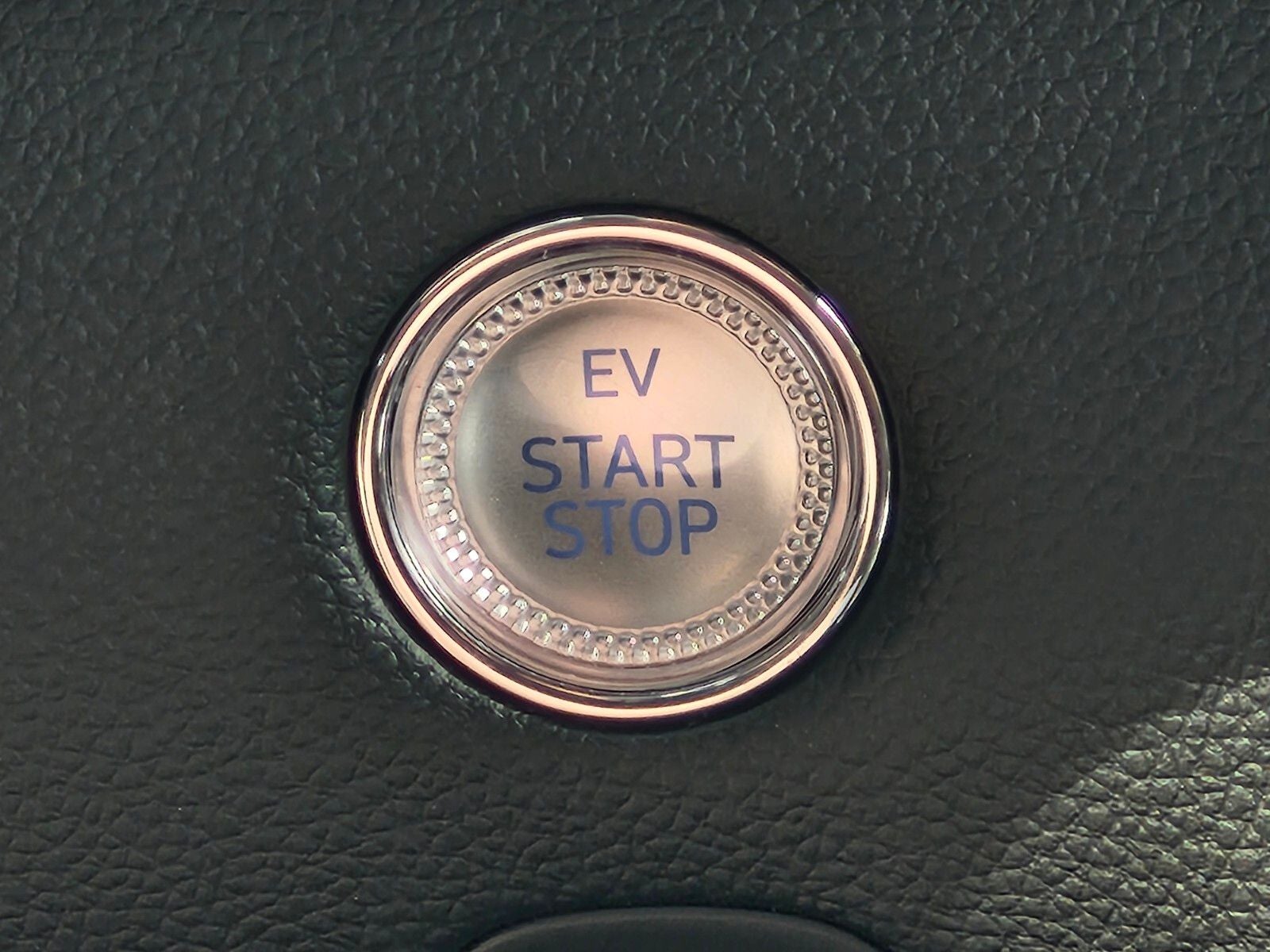 2026 Genesis GV60 19"