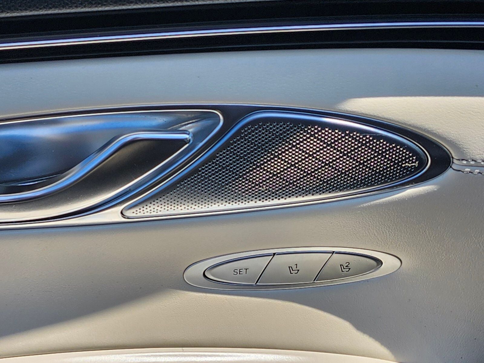 2023 GENESIS GV70 Standard - Photo 18