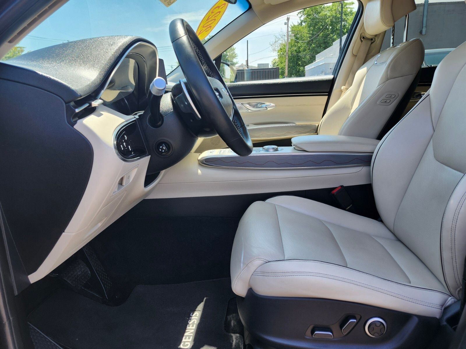 2023 GENESIS GV70 Standard - Photo 19
