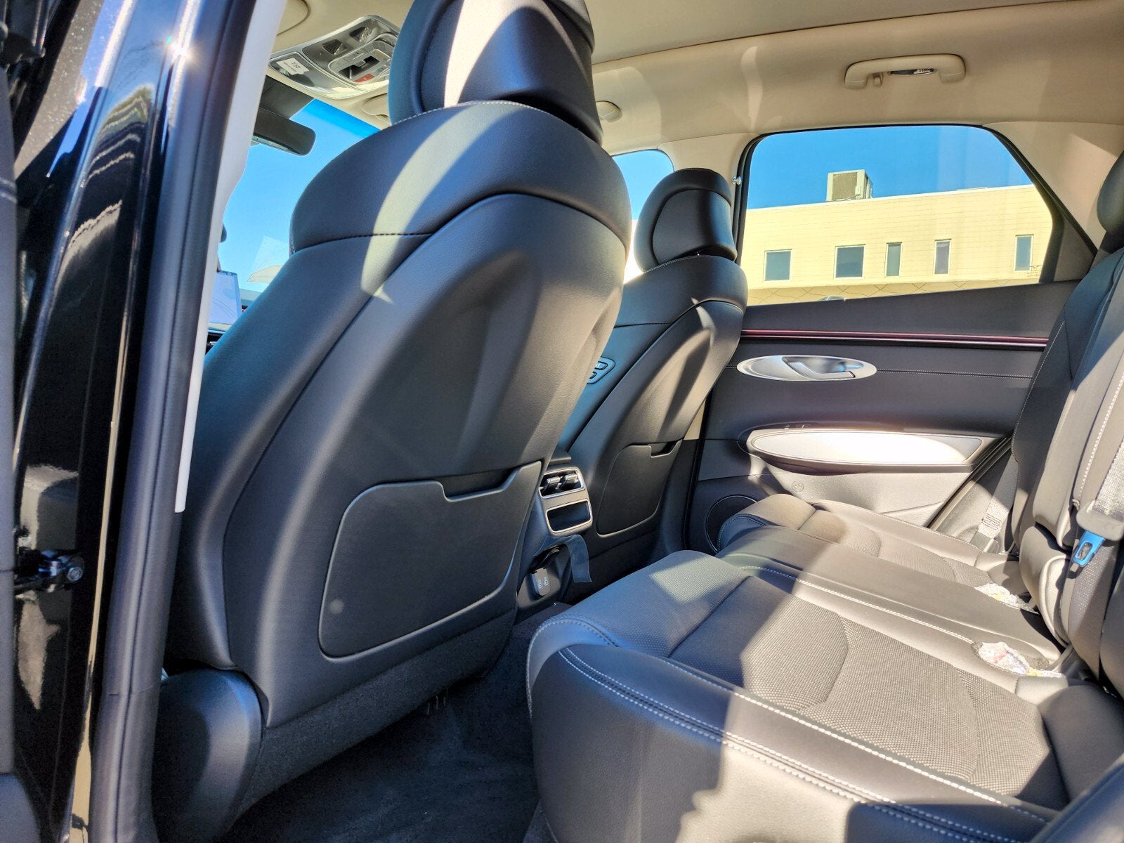 2027 Genesis GV70 2.5T SELECT