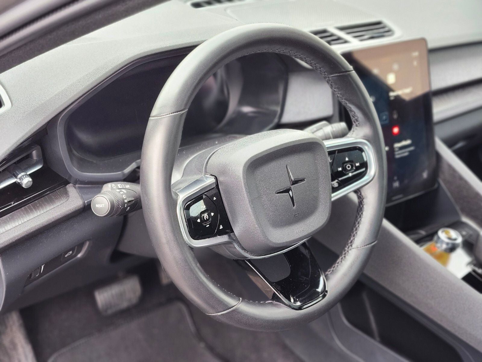 2022 Polestar 2 Long Range Dual Motor