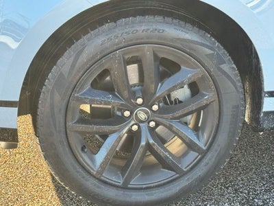 2025 Land Rover Range Rover Velar Dynamic SE