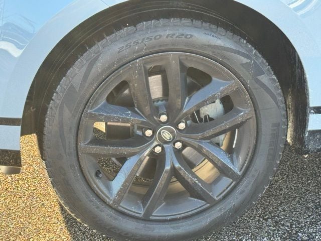 2025 Land Rover Range Rover Velar Dynamic SE