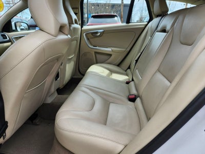 2015 Volvo V60 T5 Premier
