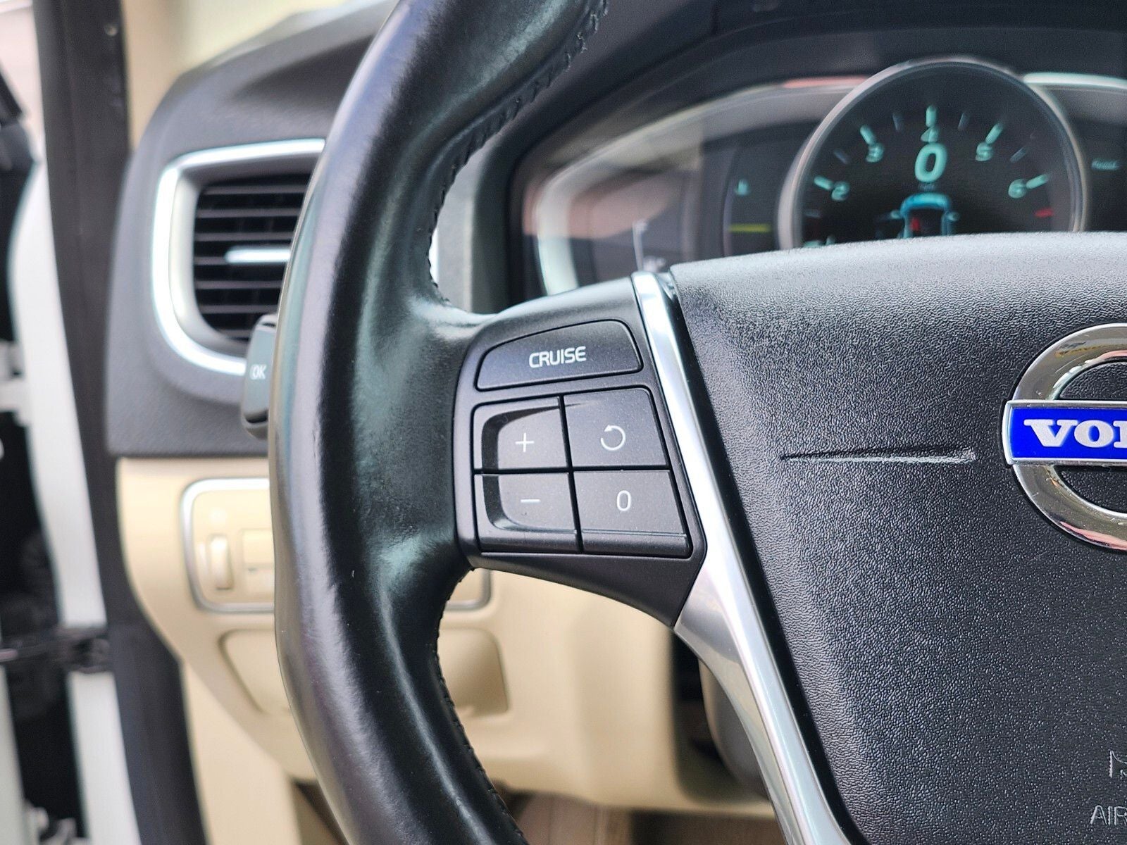 2015 Volvo V60 T5 Premier